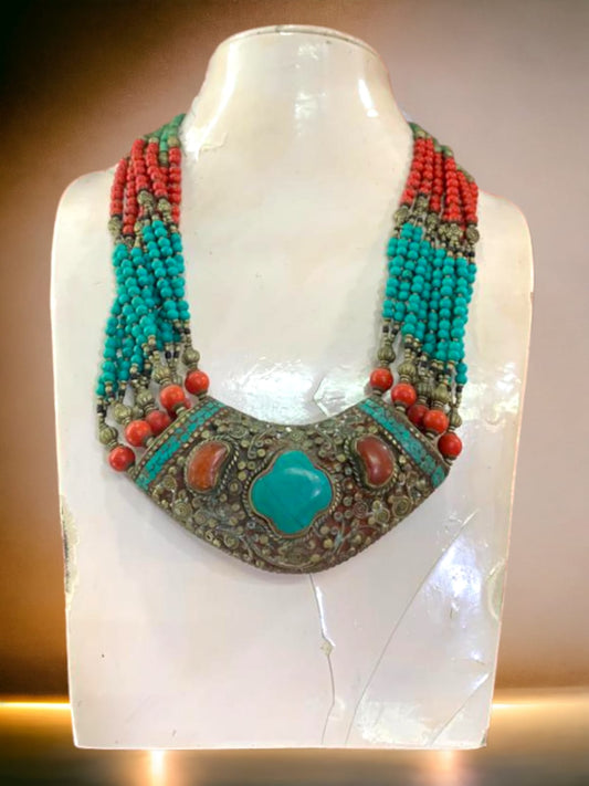 Tribal necklace natural Turquoise and Coral